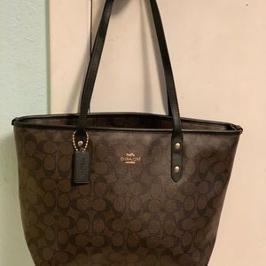 Coach Tote